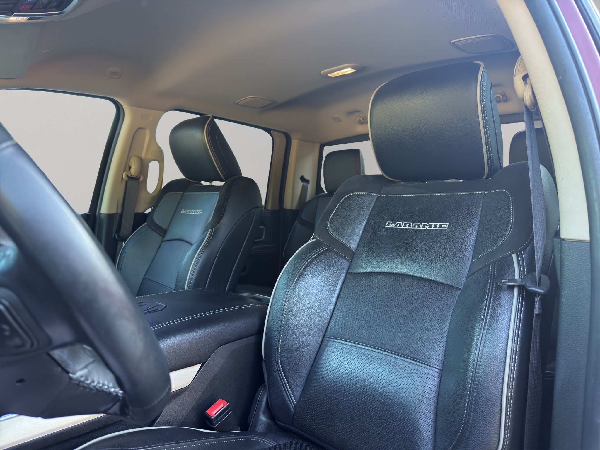 Used 2022 RAM 3500 Laramie AWD/4WD image 5