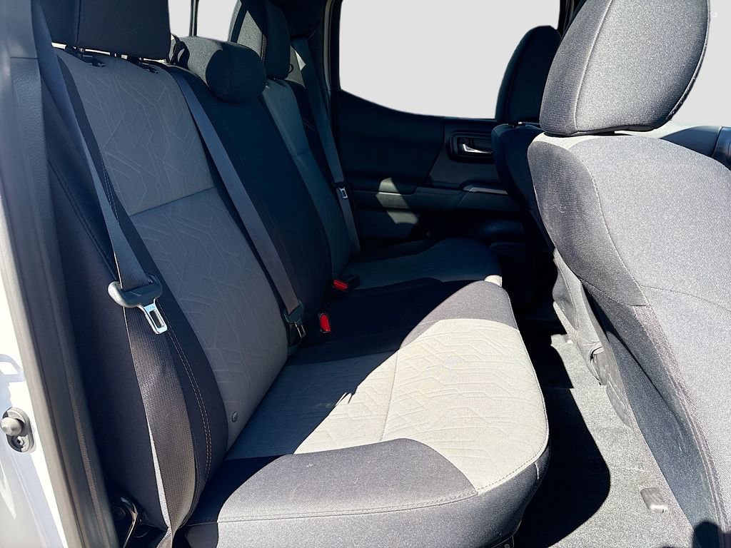 Used 2021 Toyota Tacoma TRD Off-Road image 24