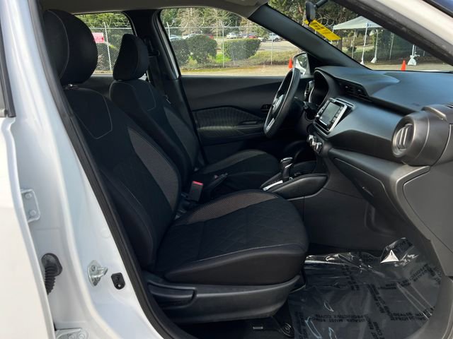 Used 2018 Nissan Kicks S w/ Exterior Package image 12