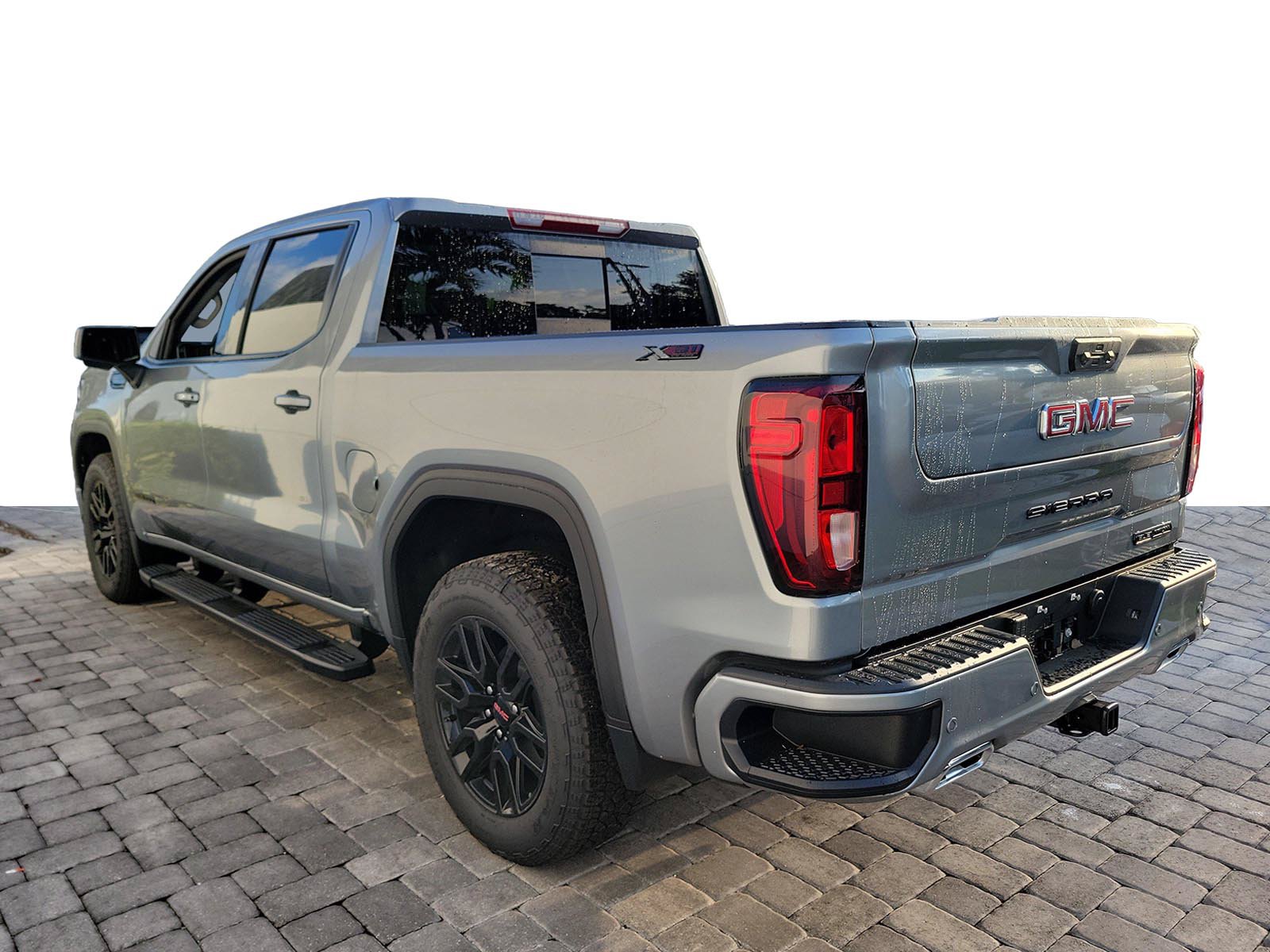 New 2026 GMC Sierra 1500 Elevation w/ Elevation Premium Package AWD/4WD image 4