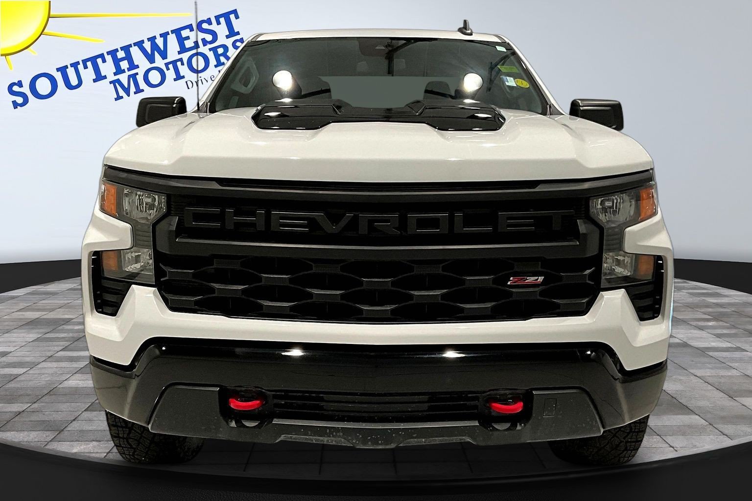 Used 2024 Chevrolet Silverado 1500 Custom Trail Boss AWD/4WD image 2
