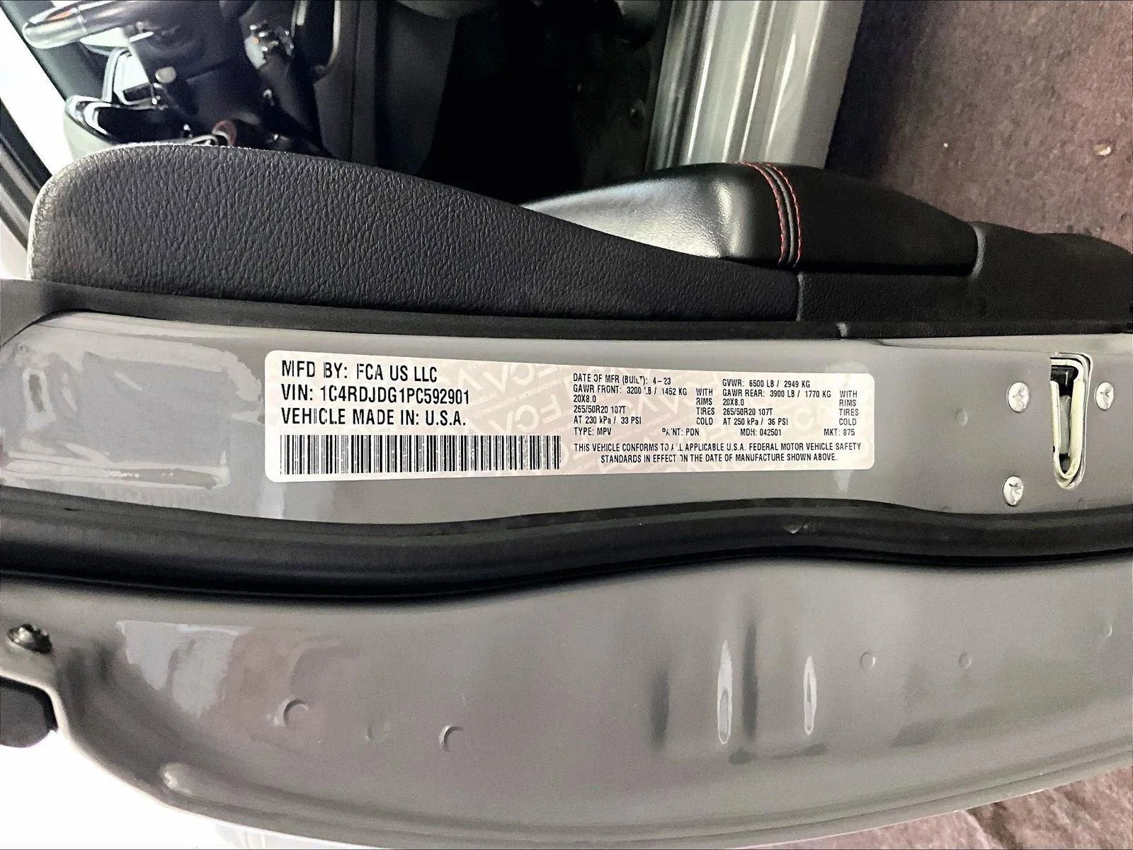 Used 2023 Dodge Durango GT image 33