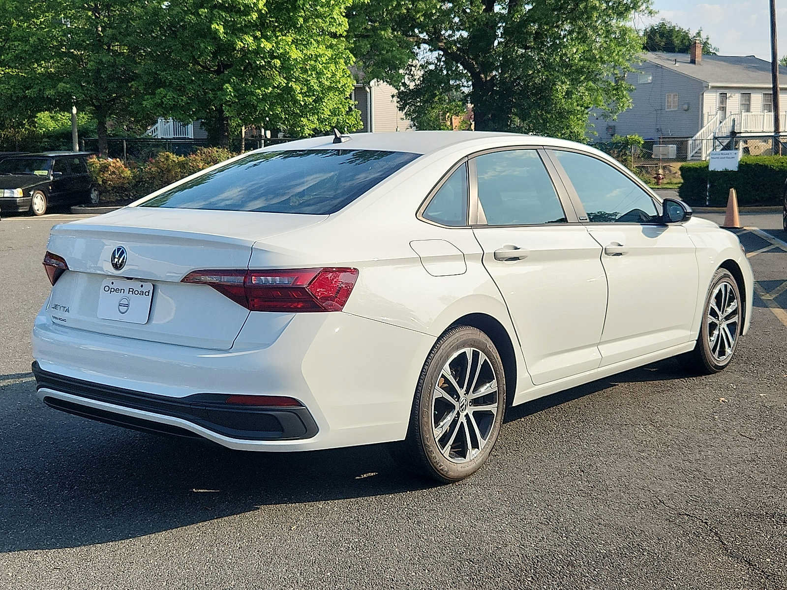 Used 2024 Volkswagen Jetta Sport FWD image 6