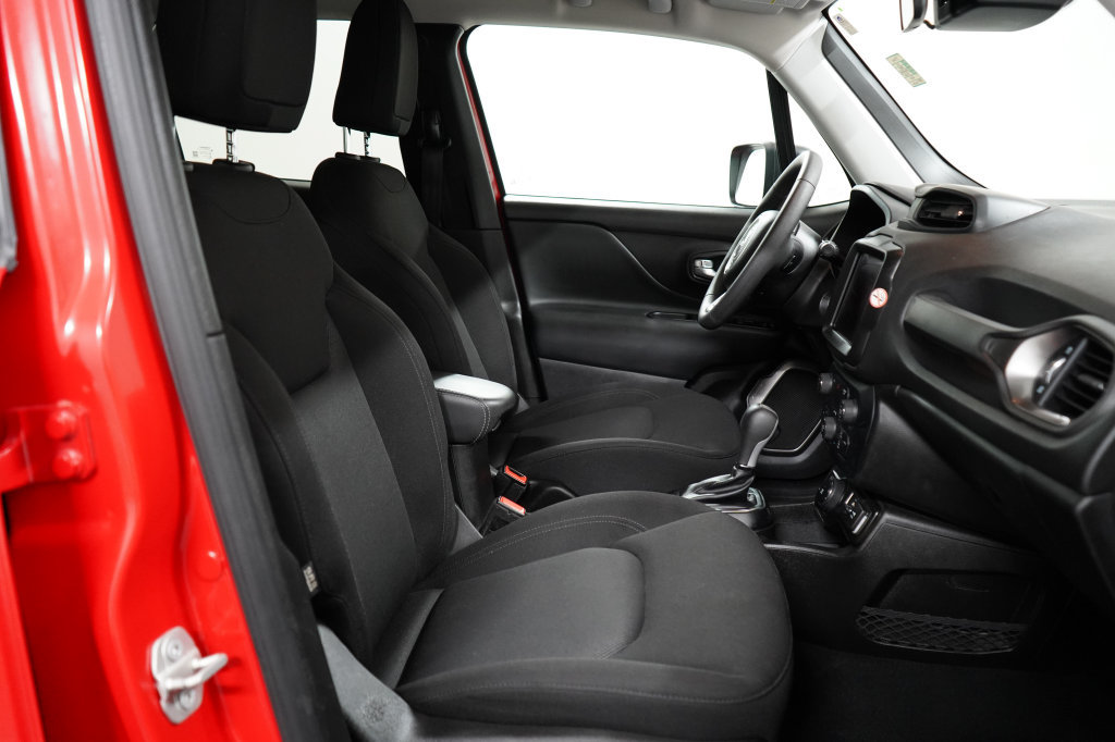 Certified 2023 Jeep Renegade Latitude AWD/4WD image 21