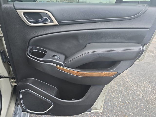 Used 2016 GMC Yukon Denali w/ Open Road Package image 16