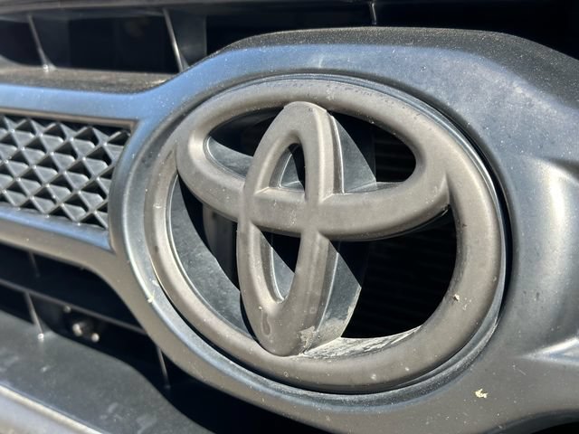 Used 2013 Toyota Tacoma PreRunner w/ SR5 Pkg RWD image 9