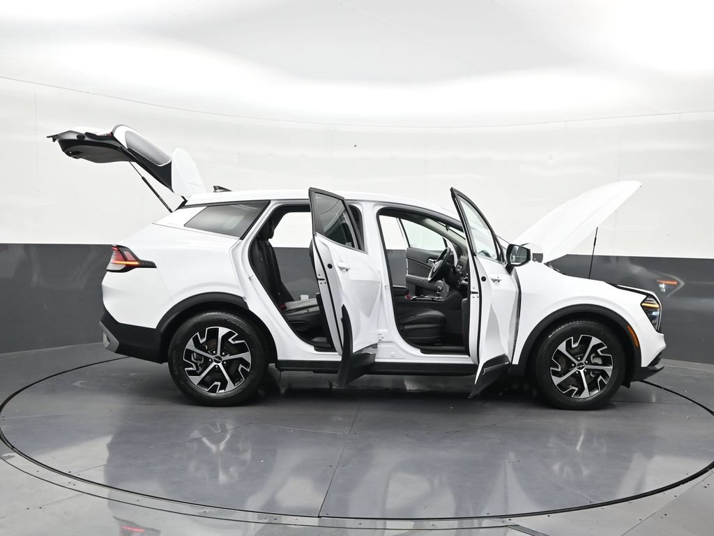 Used 2024 Kia Sportage EX FWD image 33
