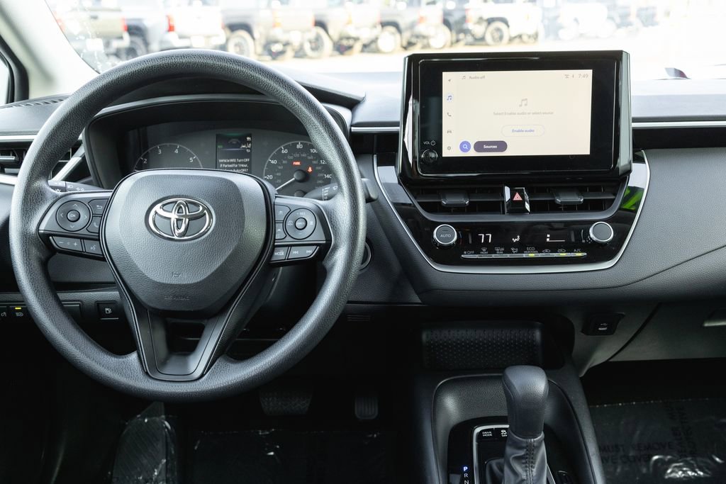 Certified 2025 Toyota Corolla LE w/ Convenience Package image 27