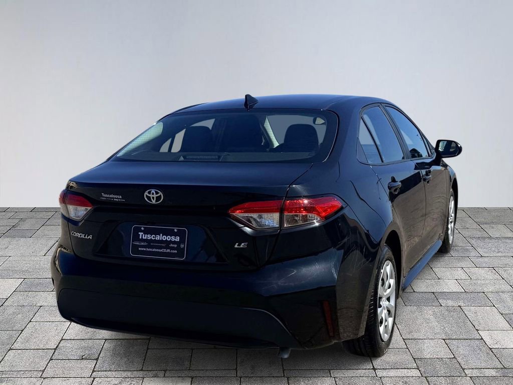 Used 2022 Toyota Corolla LE image 7