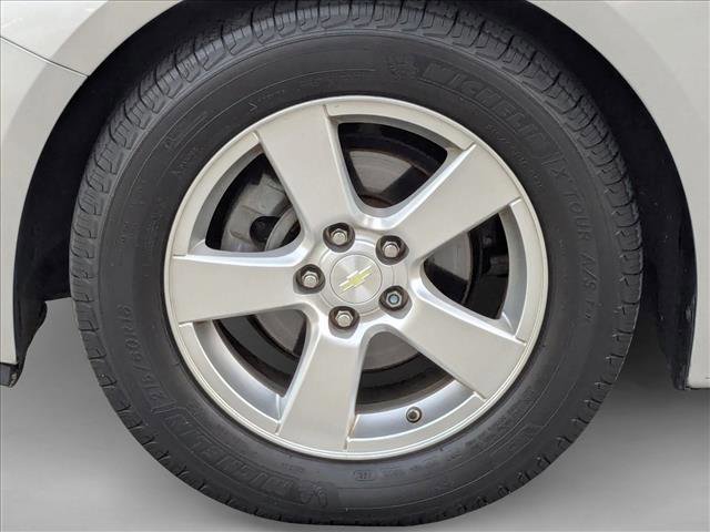 Used 2016 Chevrolet Cruze LT image 22