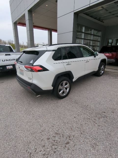 Used 2020 Toyota RAV4 Limited w/ Limited Grade Weather Package image 8