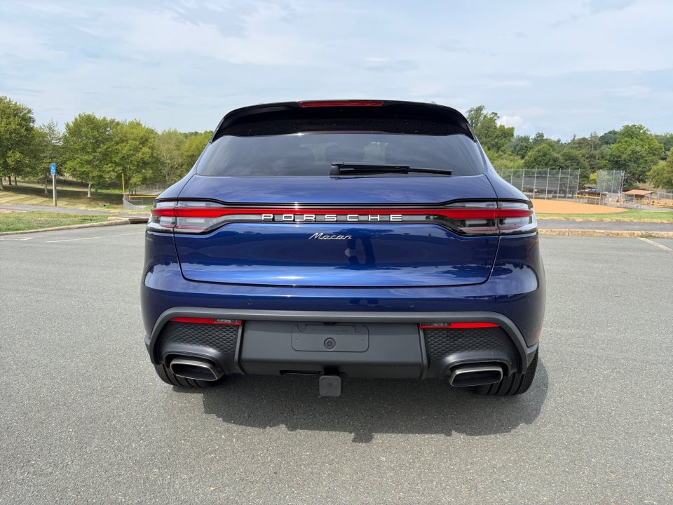 New 2026 Porsche Macan AWD/4WD image 6