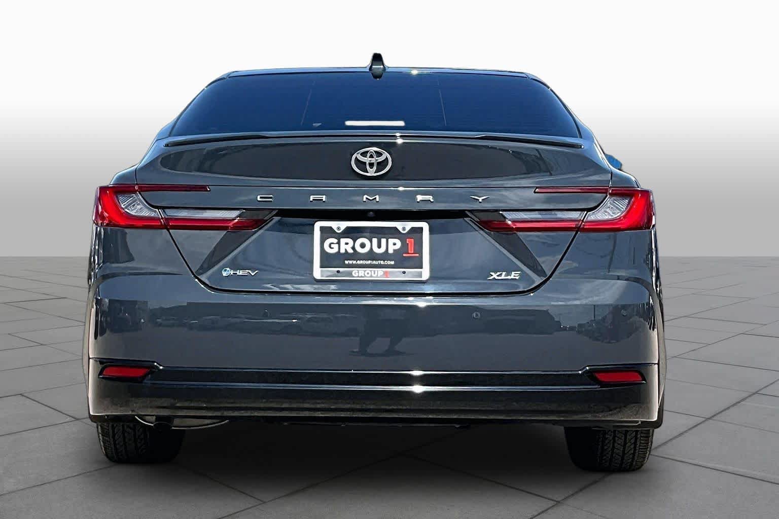 Used 2025 Toyota Camry XLE w/ Premium Plus Package FWD image 5