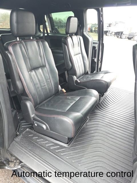 Used 2019 Dodge Grand Caravan GT image 24