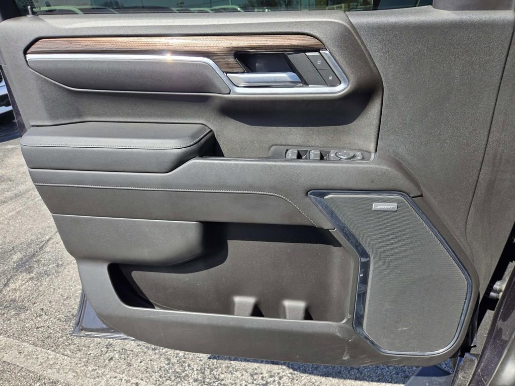 Used 2022 Chevrolet Silverado 1500 LT Trail Boss w/ LT Trail Boss Premium Package image 38