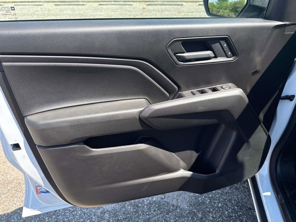 New 2026 Chevrolet Colorado W/T w/ WT Custom Package RWD image 18