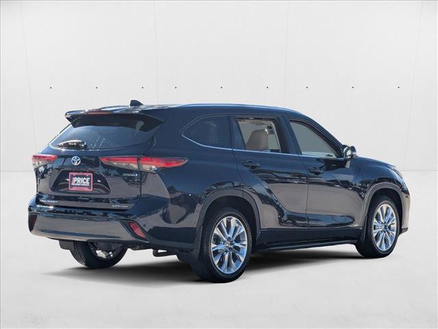 Used 2023 Toyota Highlander Limited image 5