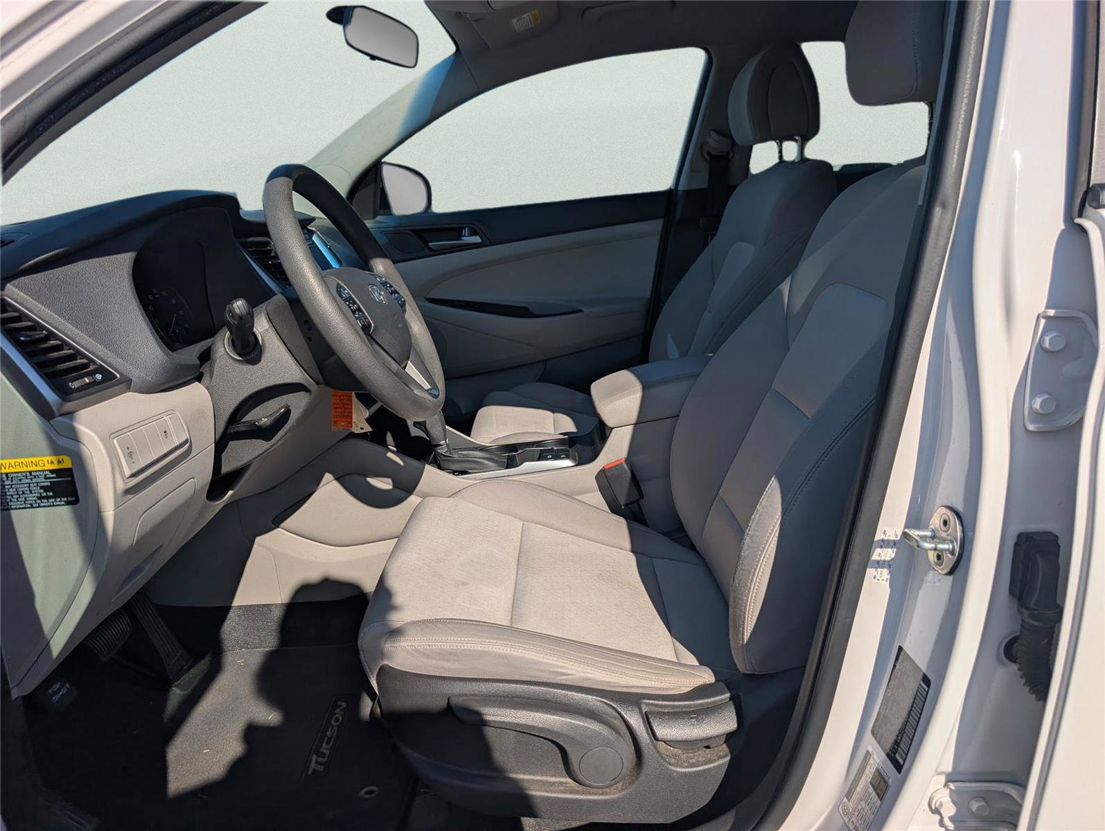 Used 2016 Hyundai Tucson SE image 12