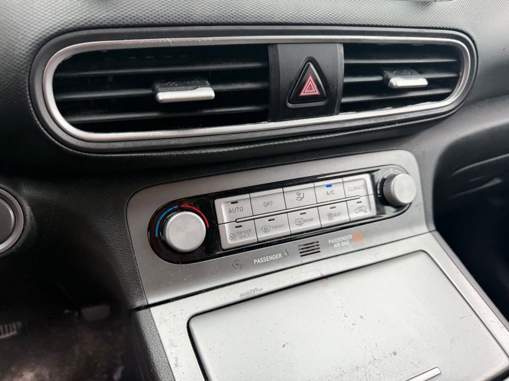 Used 2021 Hyundai Kona SEL image 15