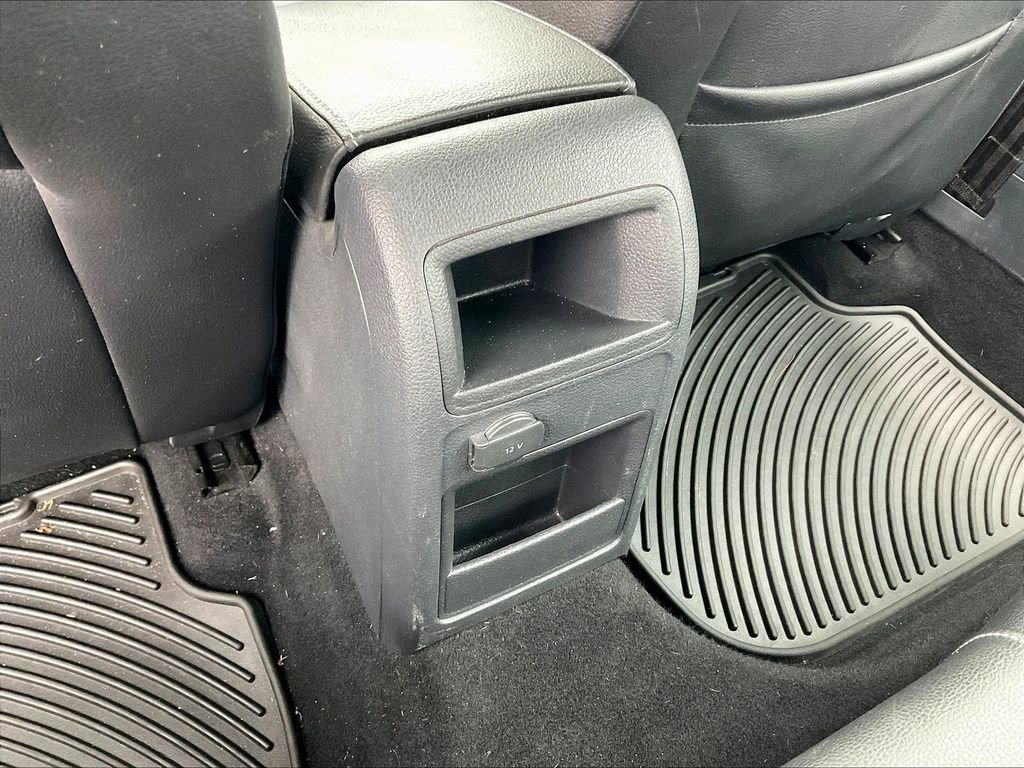 Used 2016 Volkswagen Jetta Sport image 25