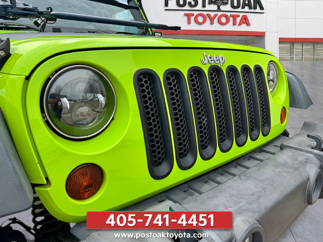 Used 2012 Jeep Wrangler Rubicon w/ PWR Convenience Group AWD/4WD image 2