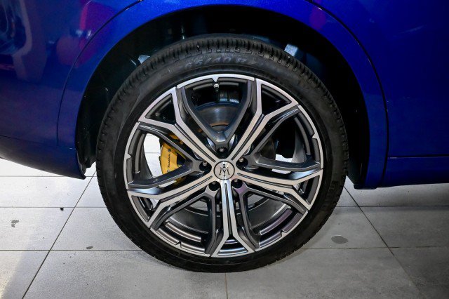 Used 2023 Maserati Levante GT AWD/4WD image 45