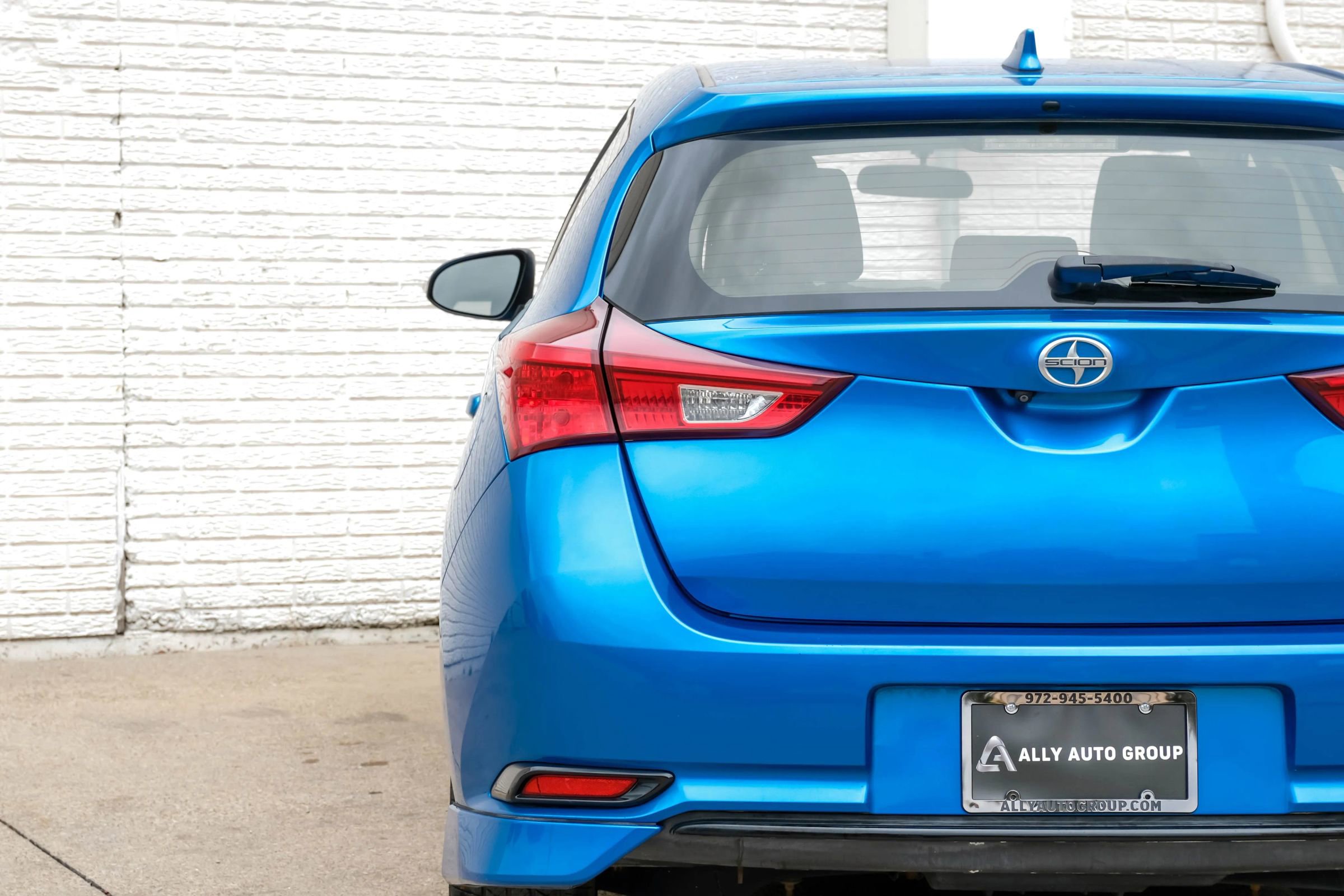 Used 2016 Scion iM Hatchback 4D image 48