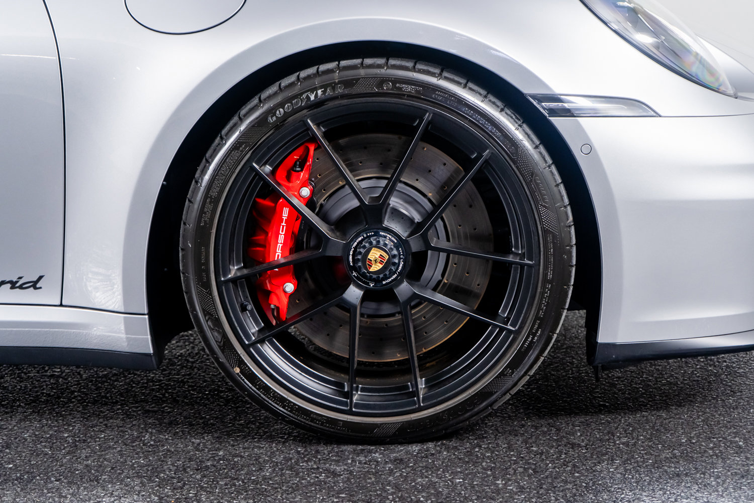 Used 2025 Porsche 911 Carrera GTS image 7