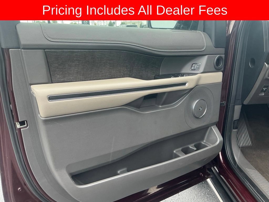 Used 2021 Ford Expedition Limited AWD/4WD image 6