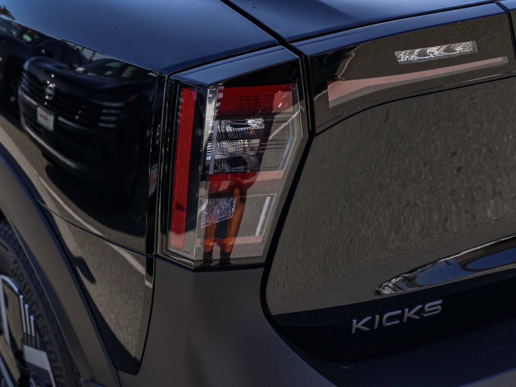 New 2026 Nissan Kicks SV w/ Cold Weather Package FWD image 7
