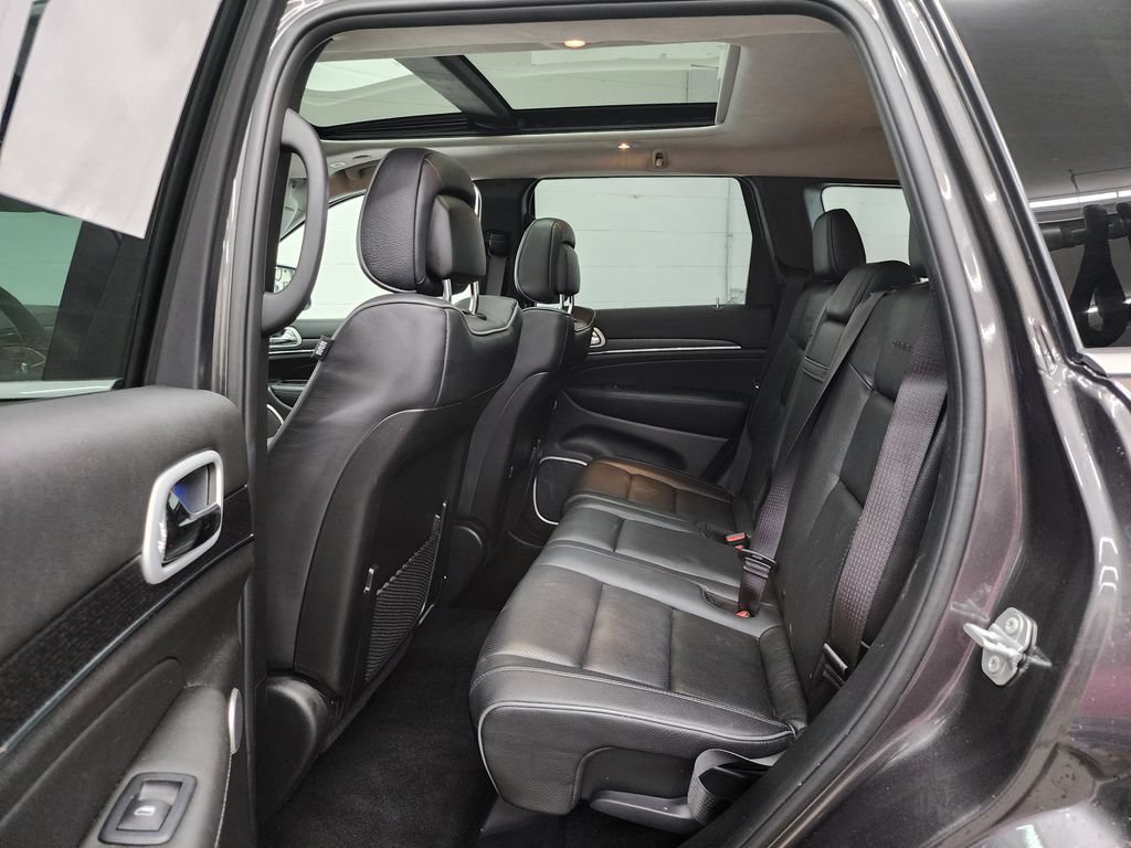 Used 2020 Jeep Grand Cherokee Summit w/ Platinum Series Group AWD/4WD image 27