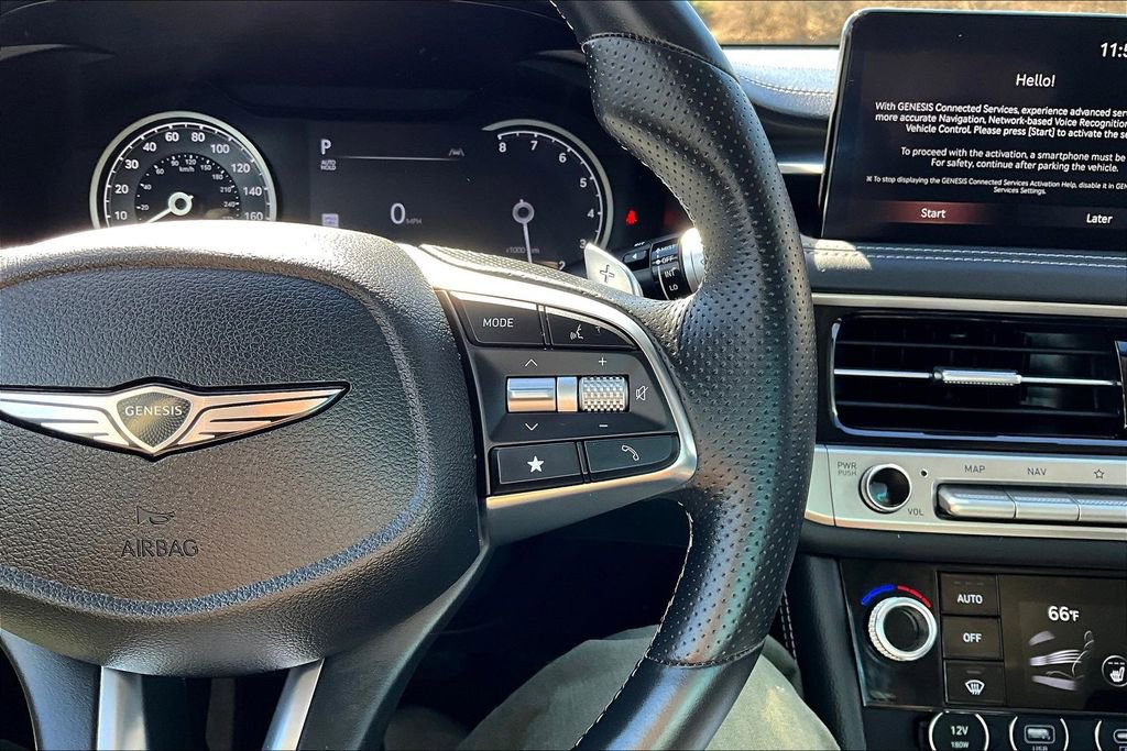 Used 2024 Genesis G70 2.5T image 12