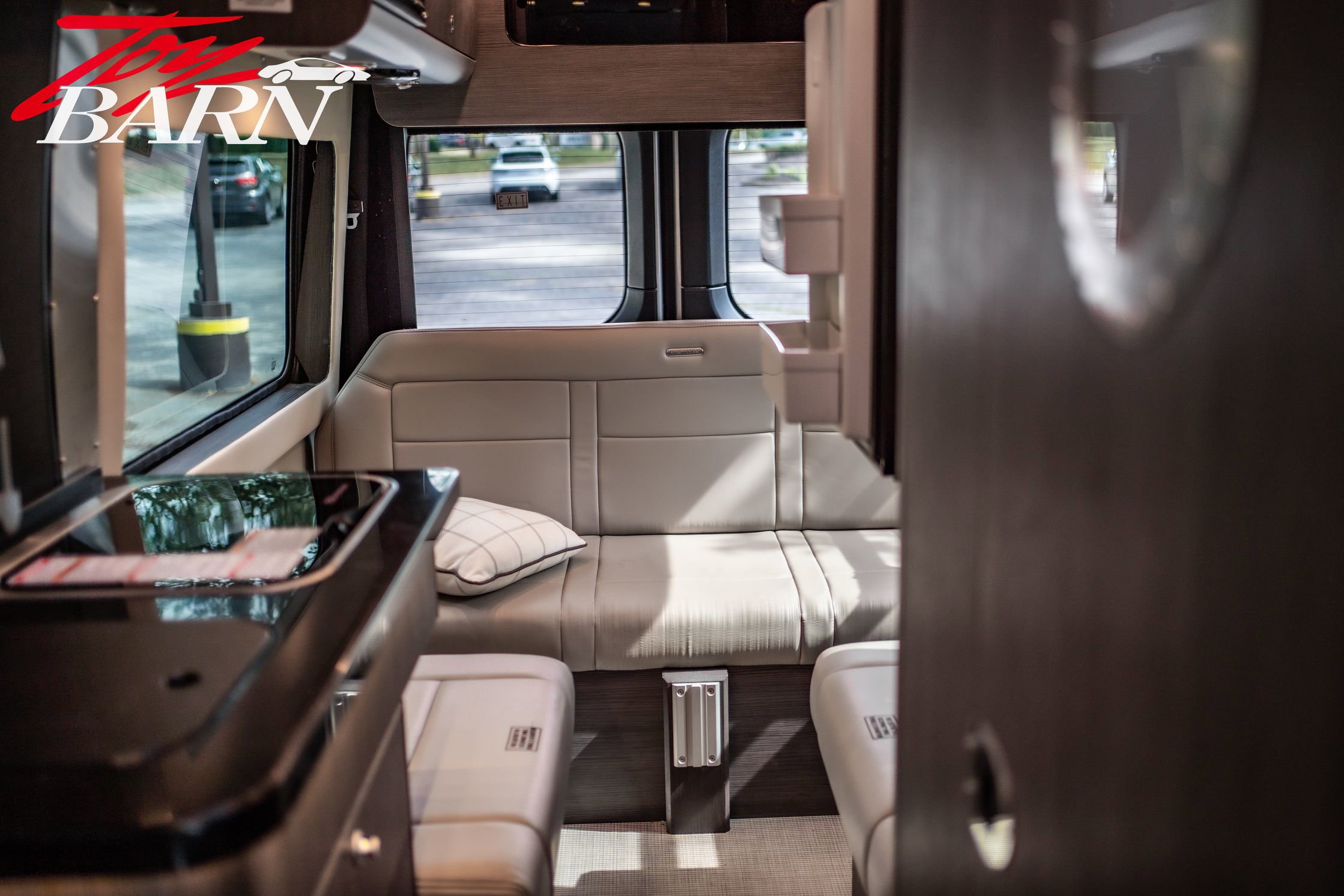 Used 2020 Mercedes-Benz Sprinter 2500 image 34