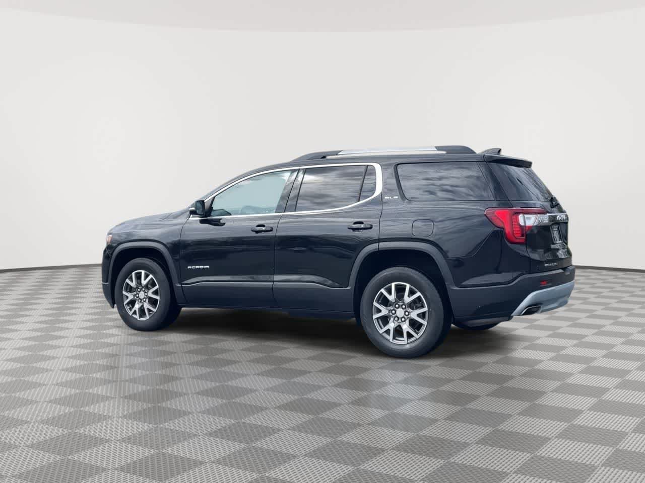 Used 2020 GMC Acadia SLE w/ Driver Convenience Package AWD/4WD image 6