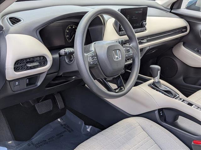 Used 2025 Honda HR-V LX image 9