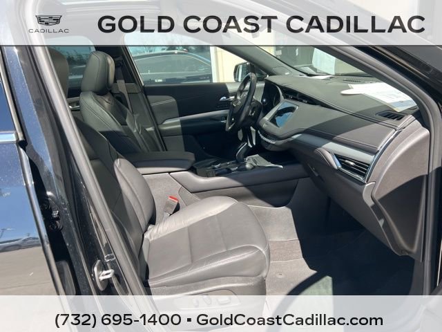 Certified 2023 Cadillac XT4 Premium Luxury w/ Cold Weather Package image 7