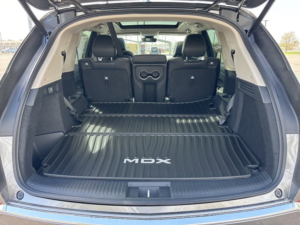 Used 2024 Acura MDX SH-AWD w/ Technology Package image 22