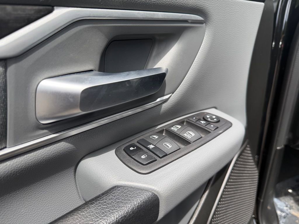 Used 2023 RAM 1500 Big Horn image 17