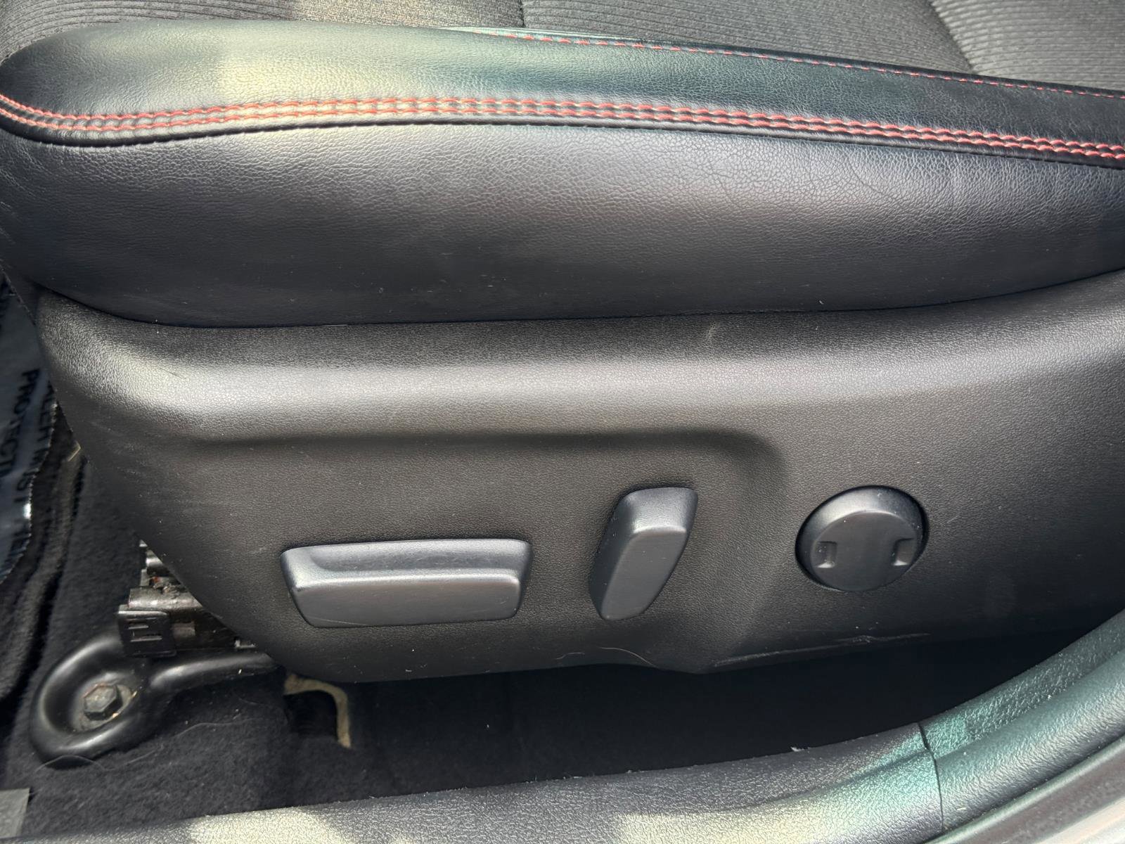 Used 2016 Toyota Camry SE image 13