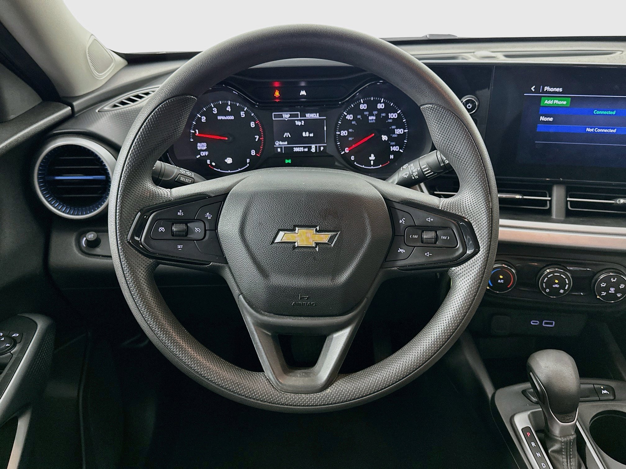 Used 2024 Chevrolet Trax LS FWD image 17
