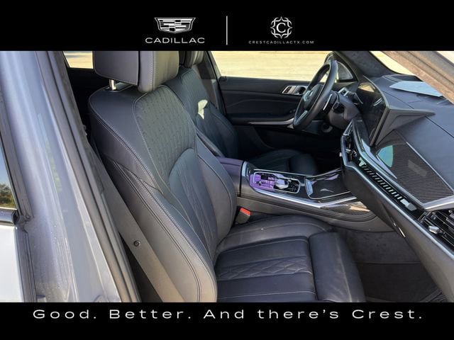 Used 2024 BMW X7 M60i w/ Executive Package image 24