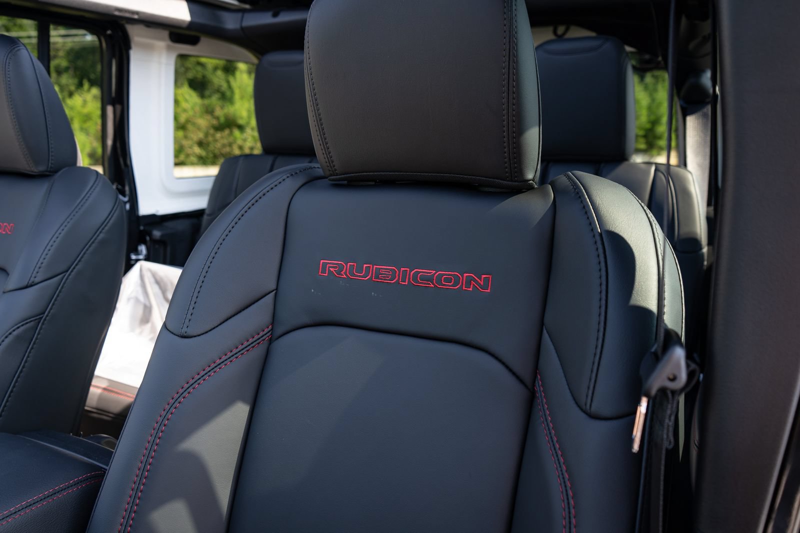 New 2027 Jeep Wrangler Unlimited Rubicon AWD/4WD image 29