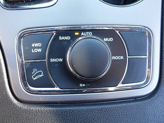 Used 2020 Jeep Grand Cherokee Limited image 45