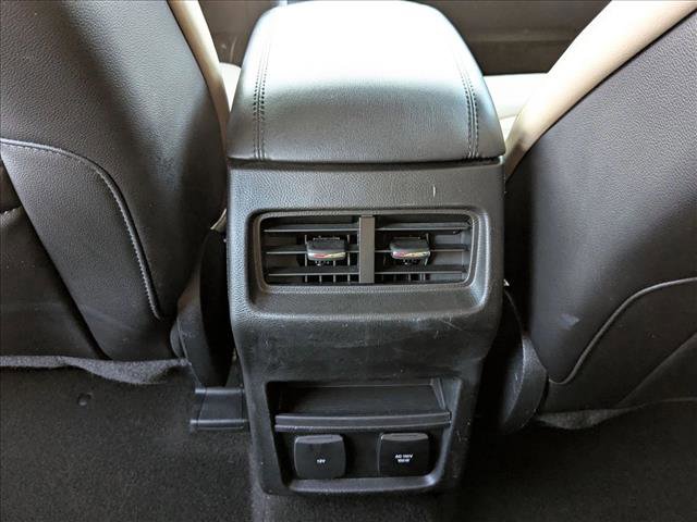 Used 2020 Ford Edge SEL w/ Convenience Package FWD image 17