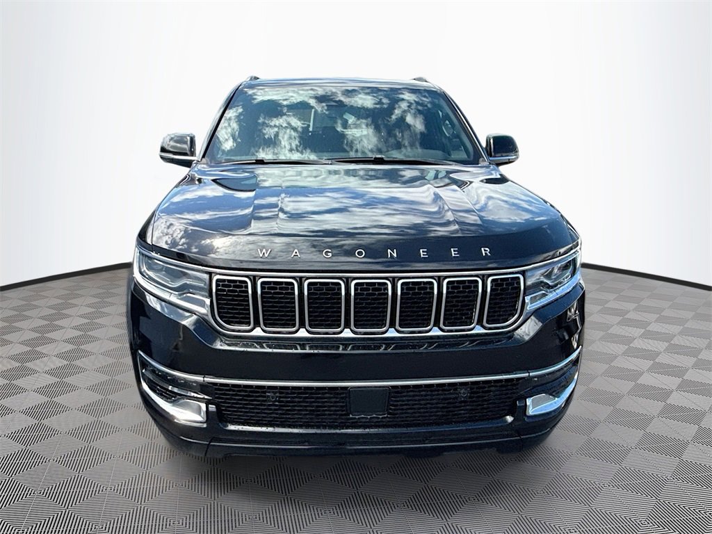 Used 2023 Jeep Wagoneer L Series II image 2