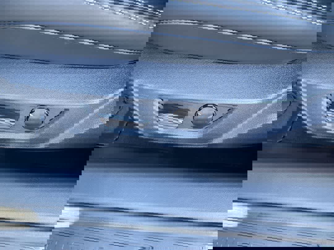 Used 2025 Ford Mustang GT RWD image 12