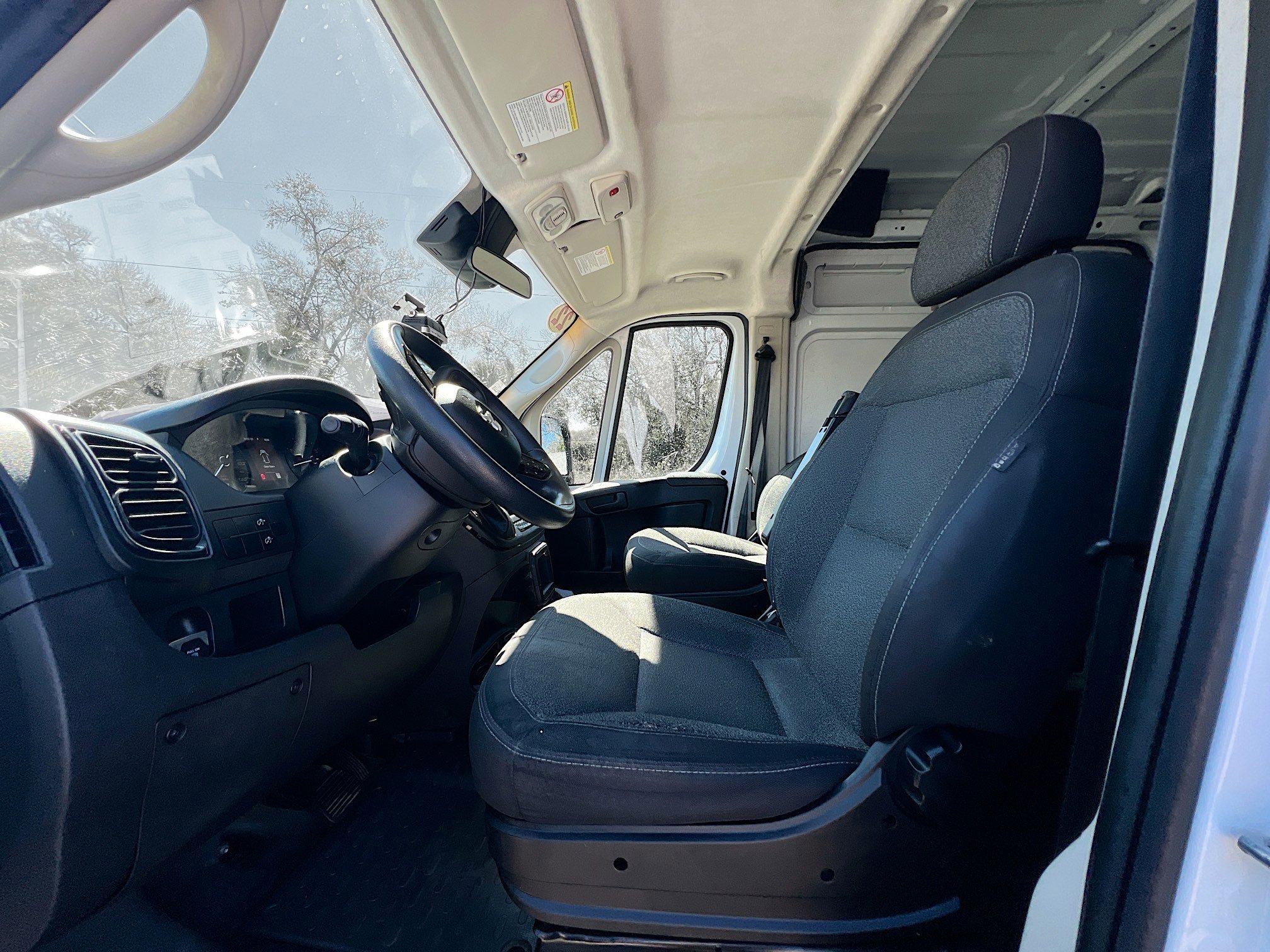 Used 2022 RAM ProMaster 2500 image 14