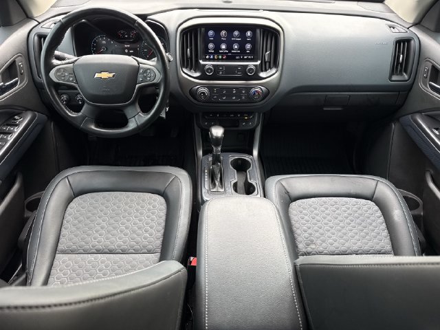 Used 2022 Chevrolet Colorado Z71 AWD/4WD image 7