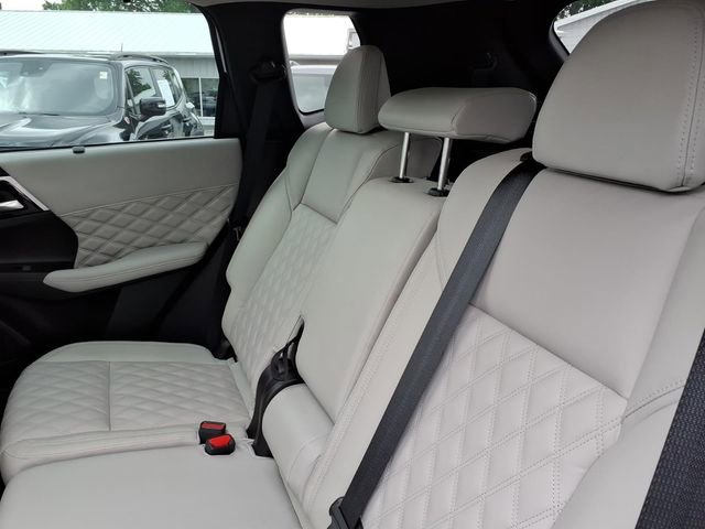 Used 2023 Mitsubishi Outlander SEL 40th Anniversary AWD/4WD image 20