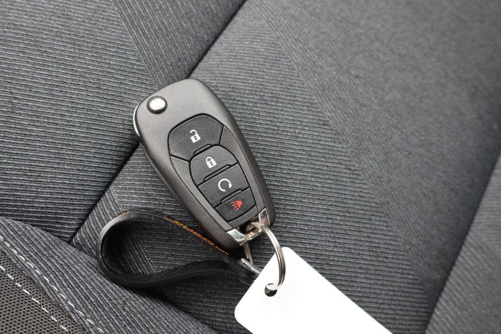 Used 2024 Chevrolet Trax RS image 31